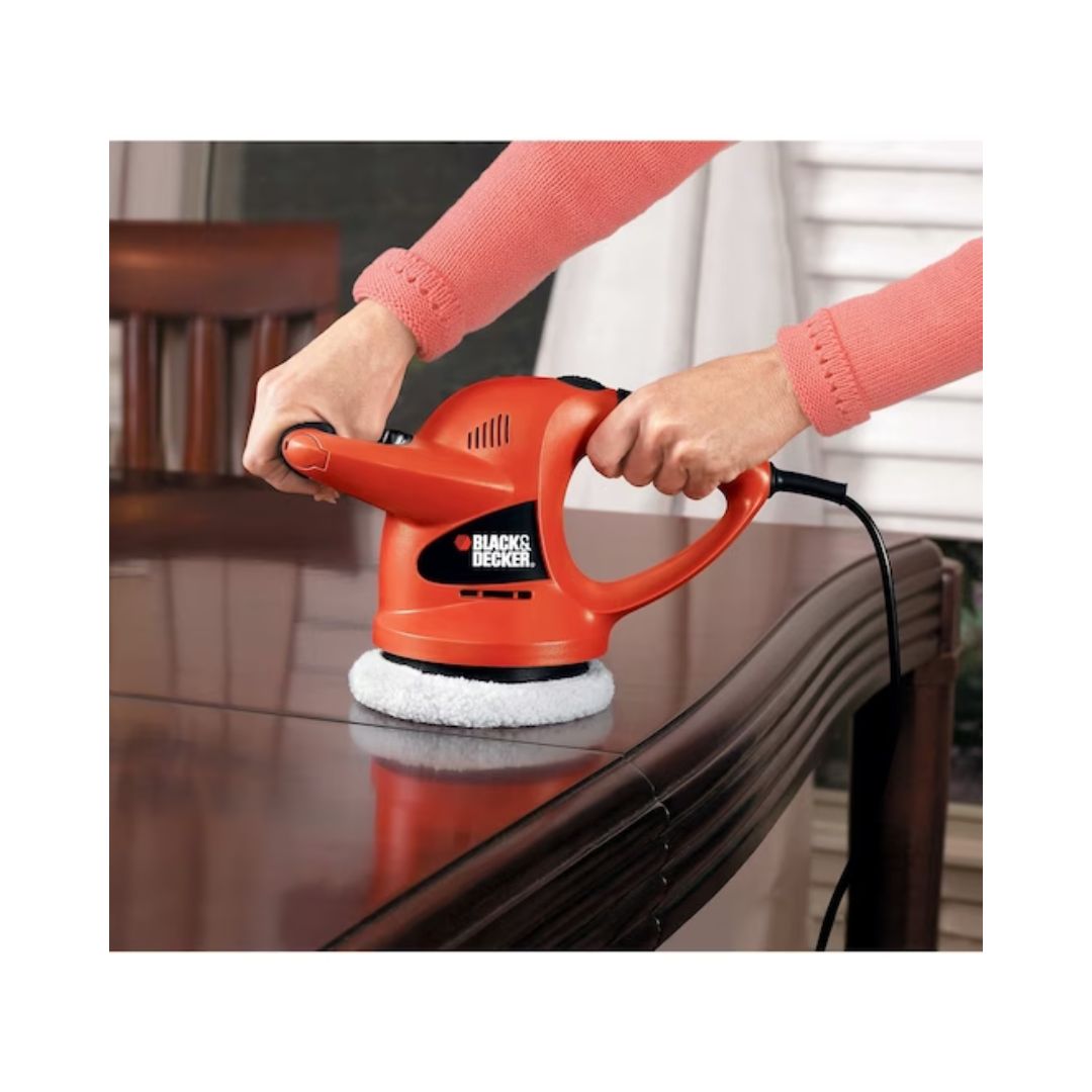PULIDORA ORBITAL BLACK AND DECKER WP900 DE 6” Y 600W CON 4,400OPM INCLUYE ACCESORIOS