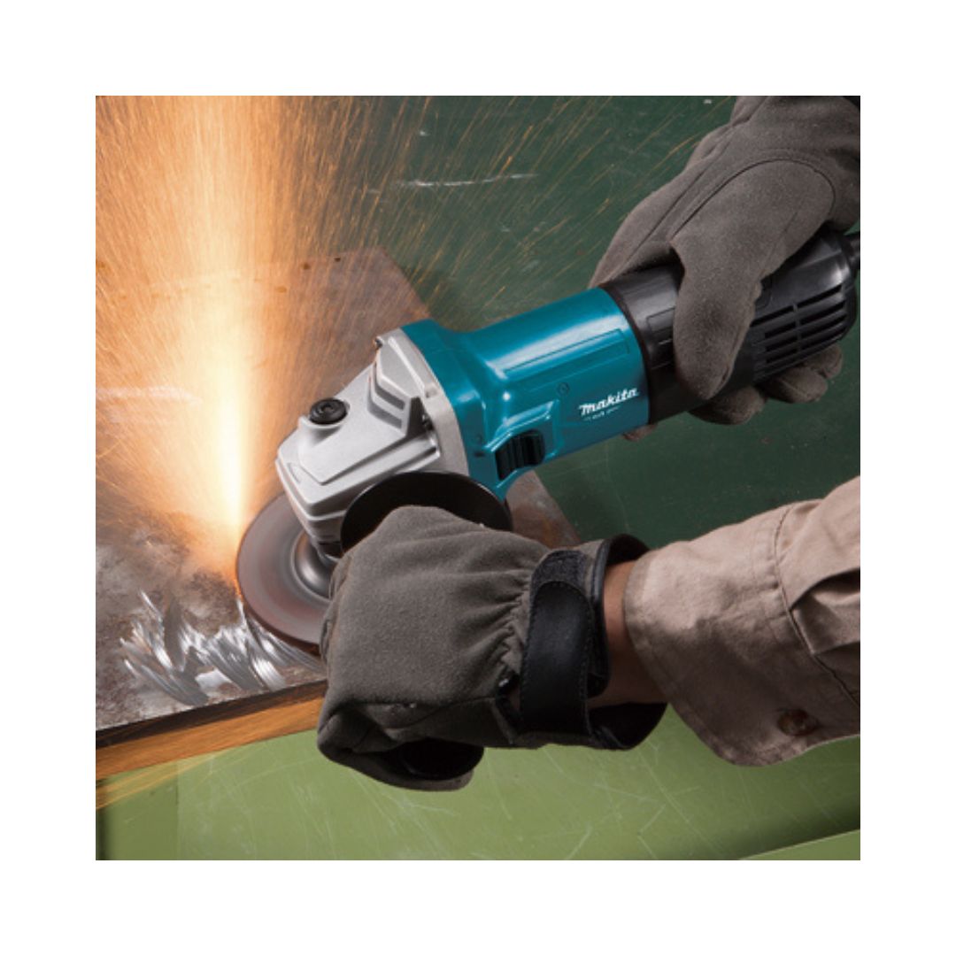 MINI ESMERIL MAKITA M9507B DE 4 1/2", CON 720W Y 11,000RPM SIN DISCO