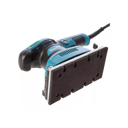 LIJADORA MAKITA BO3710 DE ACABADO 3 ⅝” X 7 ¼” CON 11,000RPM Y 190W