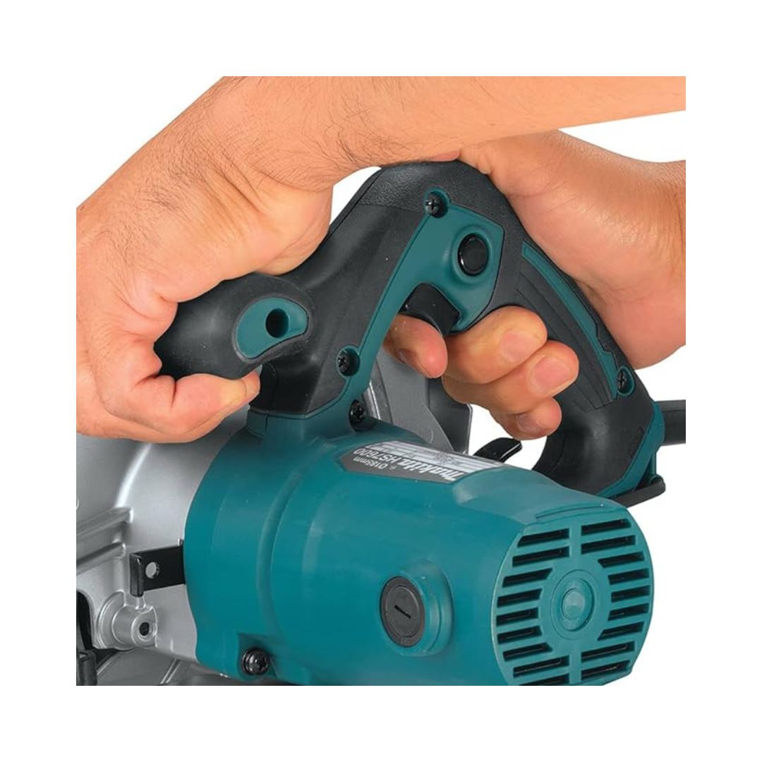 SIERRA CIRCULAR MAKITA HS7600 DE 7 ¼” CON 1200W Y 5200RPM