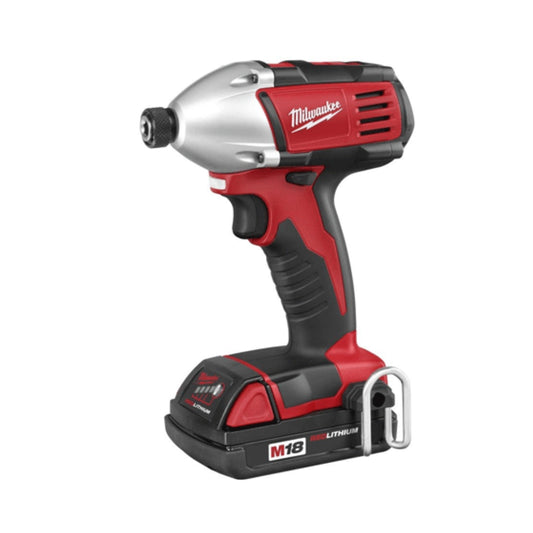 Combo Milwaukee M18™: Taladro Percutor y Llave de Impacto Hexagonal + Flexómetro y Brocas